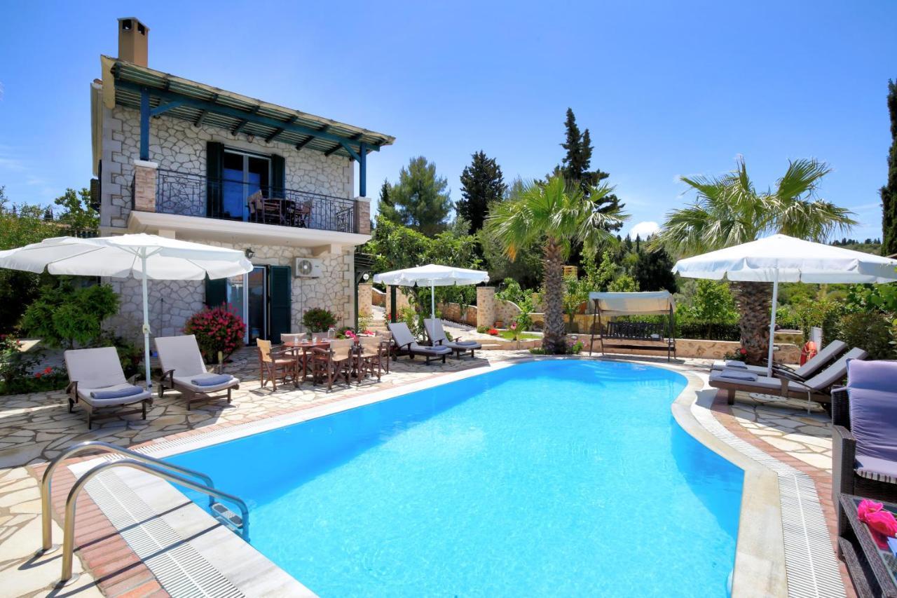 Villas Goudis Tsoukaládhes 외부 사진