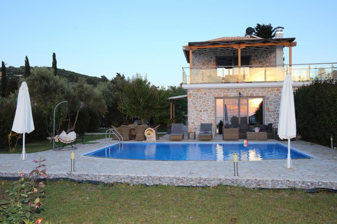 Villas Goudis Tsoukaládhes 외부 사진