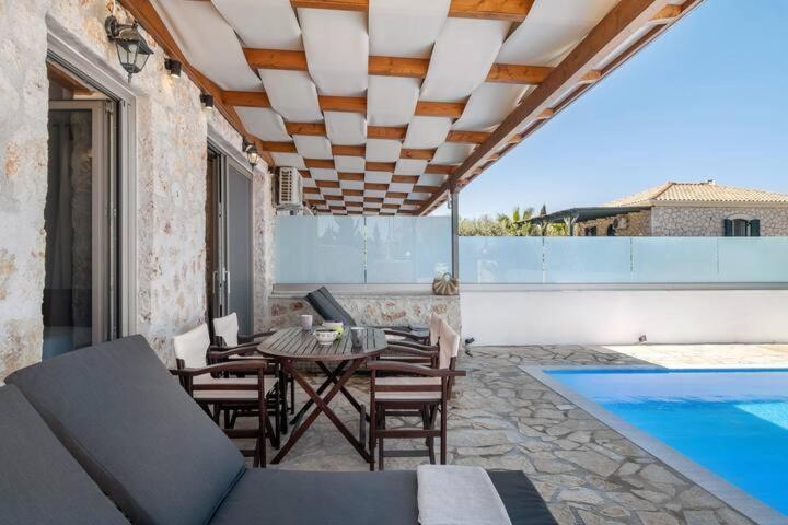 Villas Goudis Tsoukaládhes 외부 사진