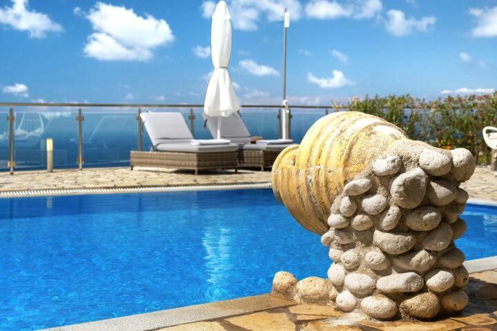 Villas Goudis Tsoukaládhes 외부 사진