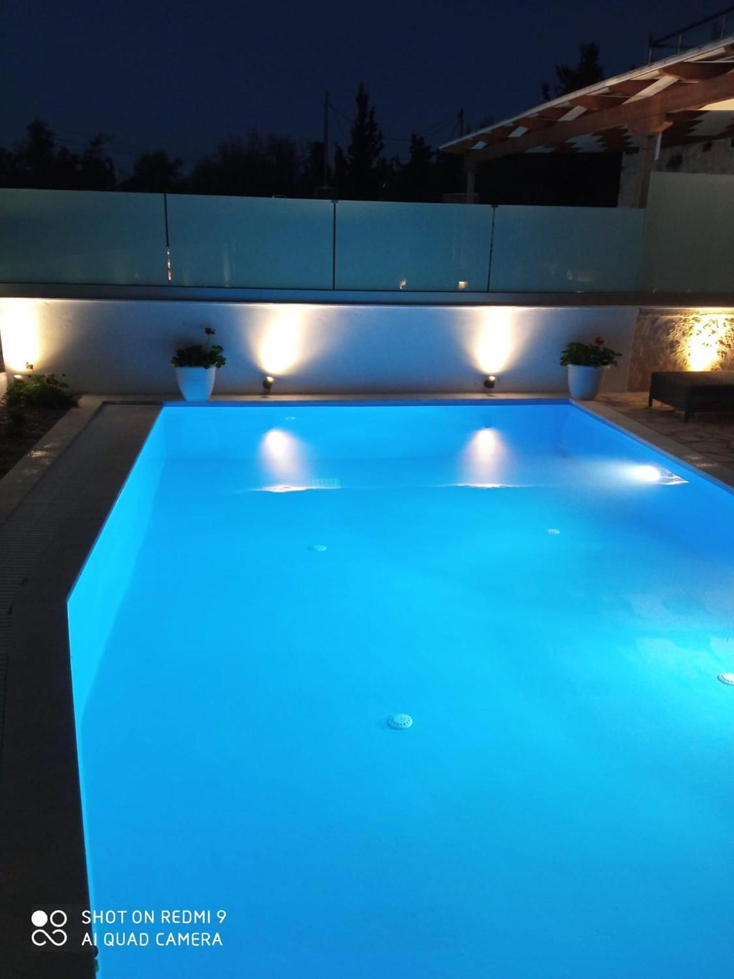 Villas Goudis Tsoukaládhes 외부 사진