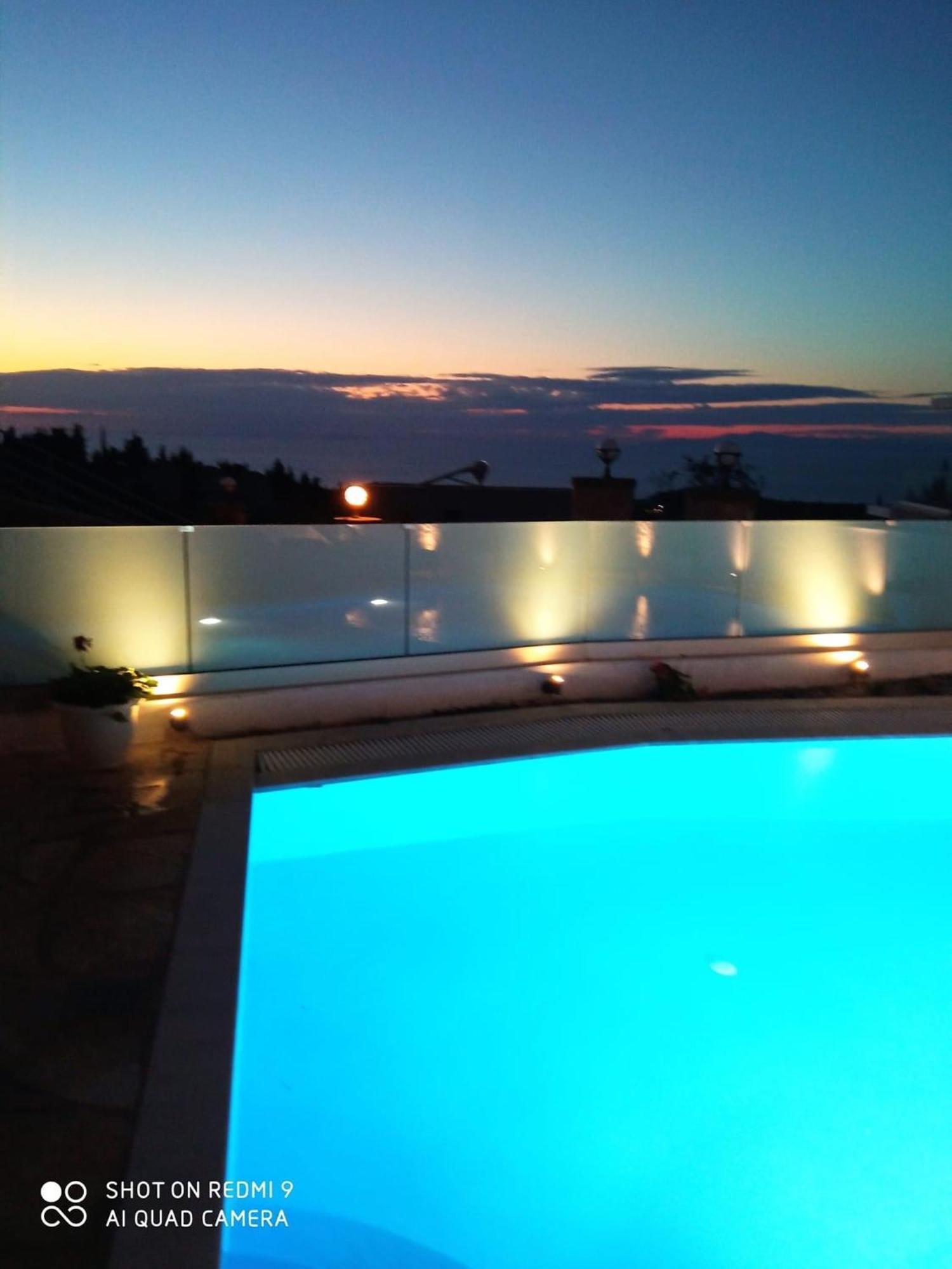 Villas Goudis Tsoukaládhes 외부 사진